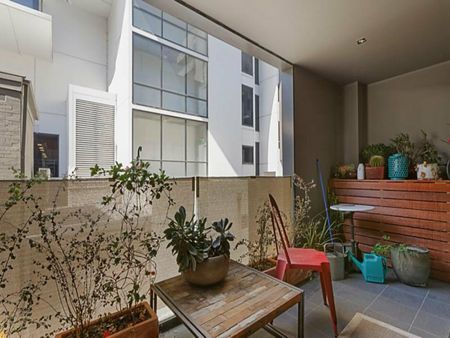 ONE BEDROOM APARTMENT IN THE HEART OF BAY STREET - Photo 5
