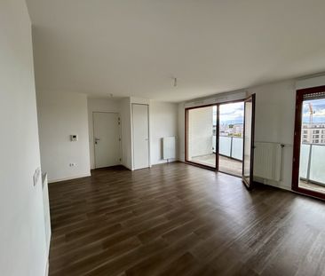 Location Appartement 3 pièces 61m² - Photo 2
