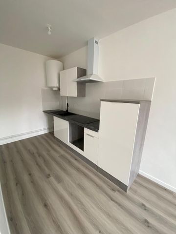 Location Appartement 1 pièce 36m² MONTAUBAN 82000 - Photo 3