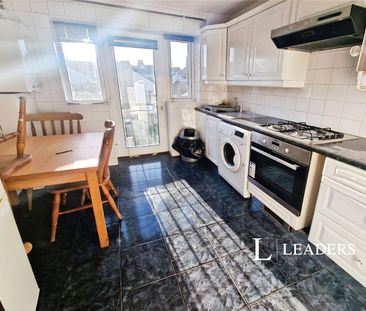 2 bedroom apartment to rent Park Crescent Place, Brighton, East Sus... - Photo 4