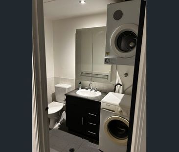 Furnished Studio apartment perfect for student living - available e... - Photo 5