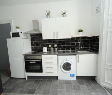 23-25 The Crescent, United Kingdom, TS5 6SG, Middlesbrough - Photo 5