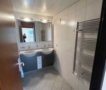 Spacious 4.5-room apartment in the center of Porrentruy - Photo 4