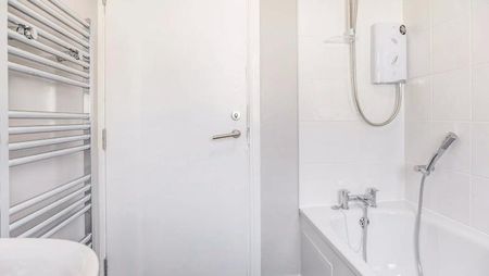 4 bedroom house to rent - Photo 2