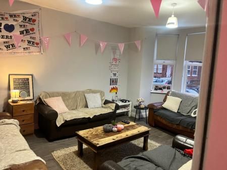 Booth Avenue, Fallowfield, Manchester, M14 - Photo 1