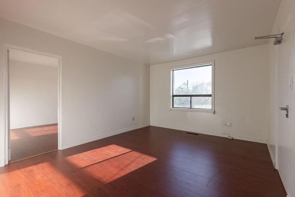 For Lease - 389 Elizabeth Street Unit# Unit 5, Grimsby, Ontario - Photo 1