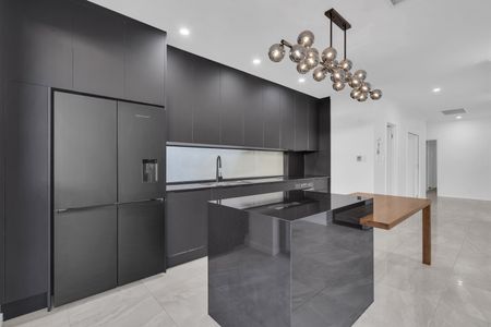 22 Hobart Road, Henley Beach South SA 5022 - House For Rent - $850 | Domain - Photo 5