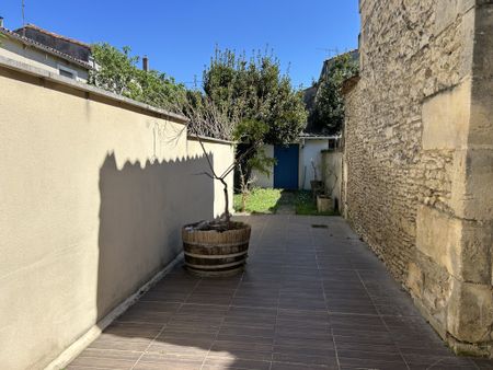 Location Maison 5 pièces 92m² COGNAC 16100 - Photo 5