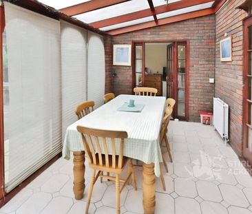 Farnham Road, Guildford, Surrey, GU2 4JN - Photo 2