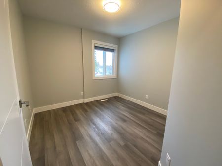 Brand New Duplex Main Level - Photo 2