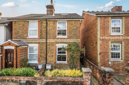 3 bedroom terraced house to rent - Photo 4