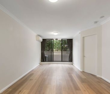 Forum Apartments - 1 Bedroom + Study - Photo 4