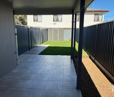 2/25 North Road, Wynnum West QLD 4178 - Apartment For Rent | Domain - Photo 1