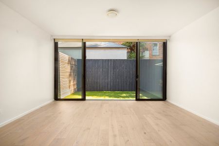 2/61 Princess Street, Kew VIC 3101 - Photo 3