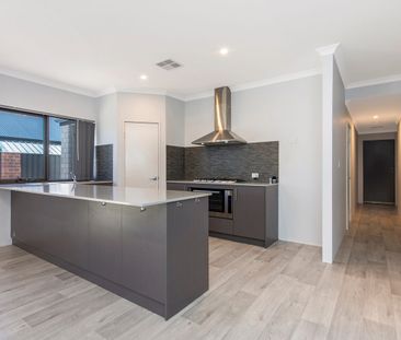 Room to relax and spread out - Photo 3