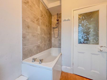 3 bedroom apartment to rent - Photo 5