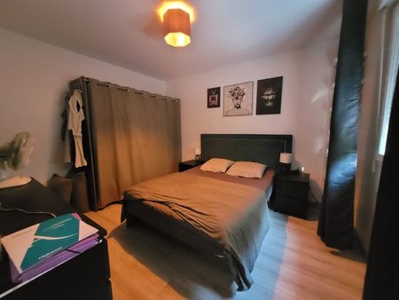 Location Appartement 2 pièces 41m² - Photo 3