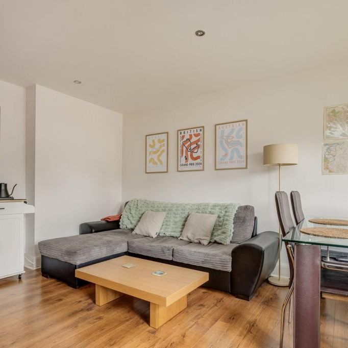 1 bedroom flat to rent - Photo 1
