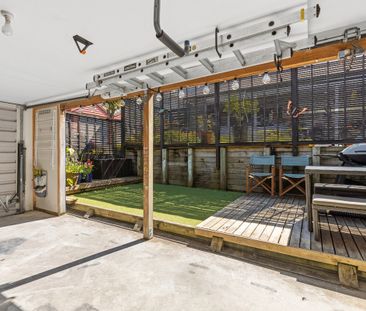 69 Winery Way, Henderson - Photo 1