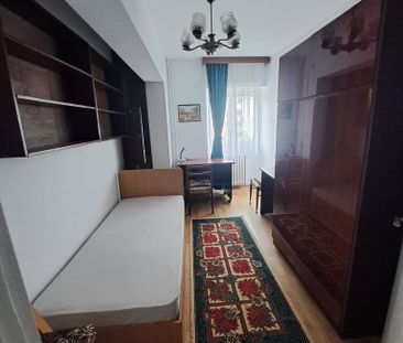 Apartament 3 Camere UMF - 450 euro - Photo 2
