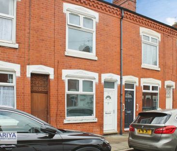 3 bedroom terraced house to rent - Photo 6