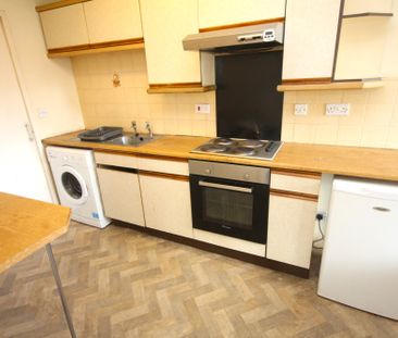 Avenham Lane, Preston - Photo 4