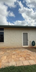 Granny Flat for Rent in Atherton including Power - Photo 4