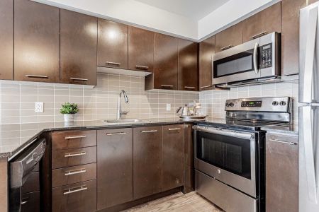 For Lease - 125 Village Green Square Unit# 1304, Toronto, Ontario - Photo 2