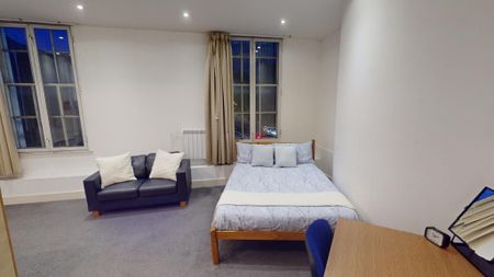 1 bedroom ground floor flat to rent - Photo 3