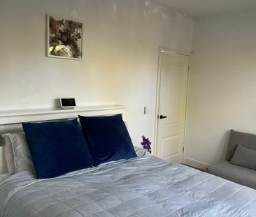 Bentleigh East - Photo 2