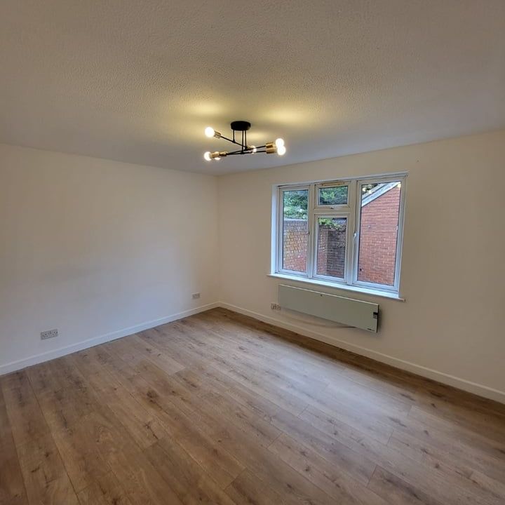 1 Bed Flat, Giralda Close, E16 - Photo 1