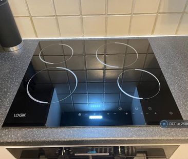 1 bedroom flat to rent - Photo 5