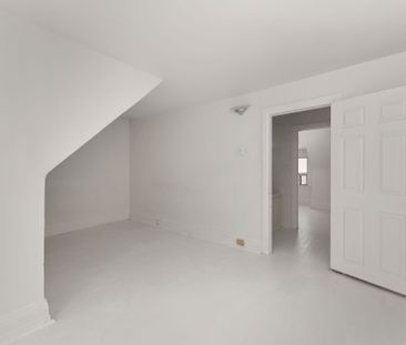 For Lease - 16 Edna Avenue Unit# #Upper, Toronto, Ontario - Photo 2