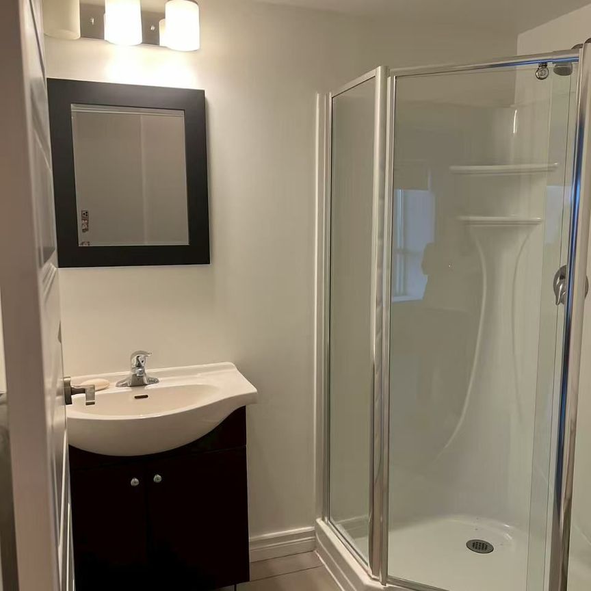 For Lease - 158 King Street Unit# 703, Waterloo, Ontario - Photo 1