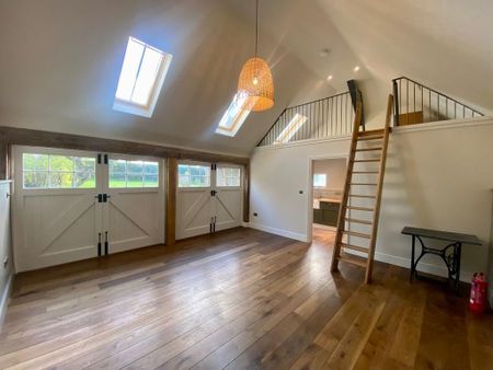 3 bedroom cottage to rent - Photo 2