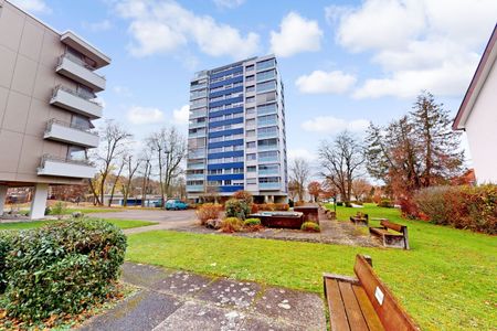 Bright apartment with a free parking space for one year! - Foto 5