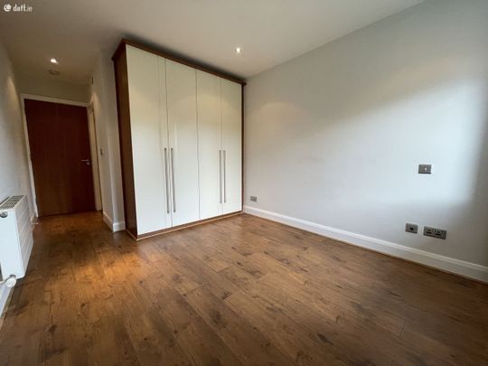 Apartment 19, Merrion Hall - Photo 1