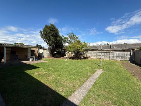 3 Bedroom Home! - Photo 2