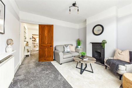 2 bedroom terraced house to rent - Photo 2