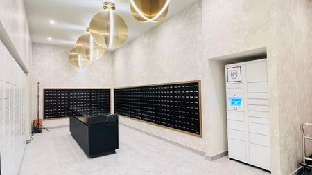 For Lease - 180 Front Street Unit# 916, Toronto, Ontario - Photo 4