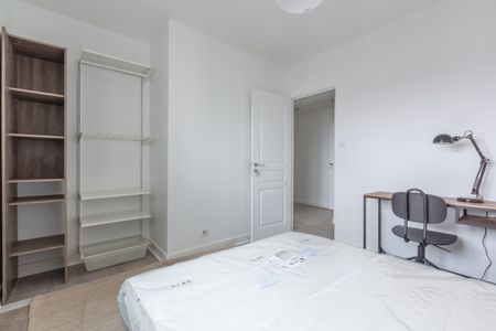 Location Appartement 5 pièces 78m² ORLEANS 45000 - Photo 4