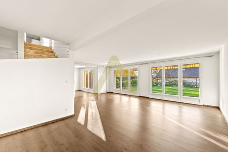 Charming semi-detached family villa - Photo 2