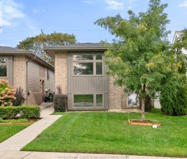 766 Irvine AVENUE — 3 Bedroom - Photo 1