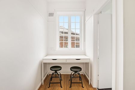 Home For Rent - Photo 3