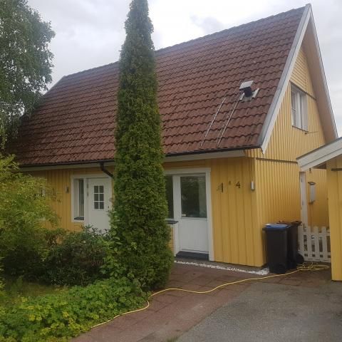 House in Gribbylund for rent - Photo 1