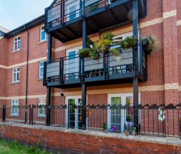 Pendle Court, Leigh, WN7 3AB - Photo 6