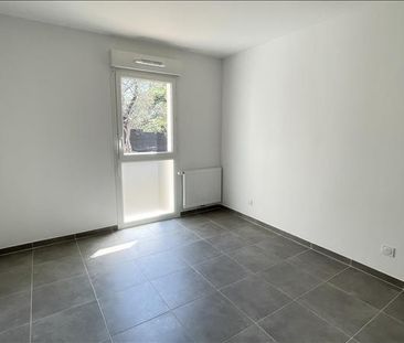 2 pièces - 40,6 m² - 1er étage - Colocation non autorisée - Photo 2