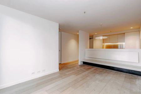 2 Bed, 1 Bath - Photo 2