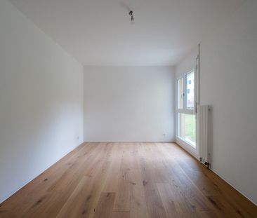 Renovated 4.5-room apartment on the 1st floor - Foto 1