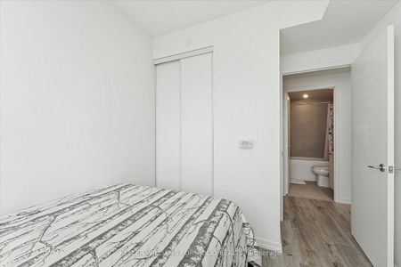 7890 Jane Street condo — Vaughan, ON (2-Bedroom) - 2 Bedroom - Photo 2